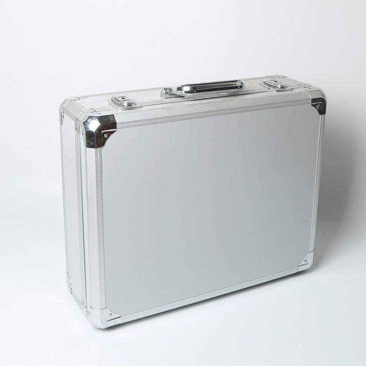 Aluminum Tool Case With Custom Foam